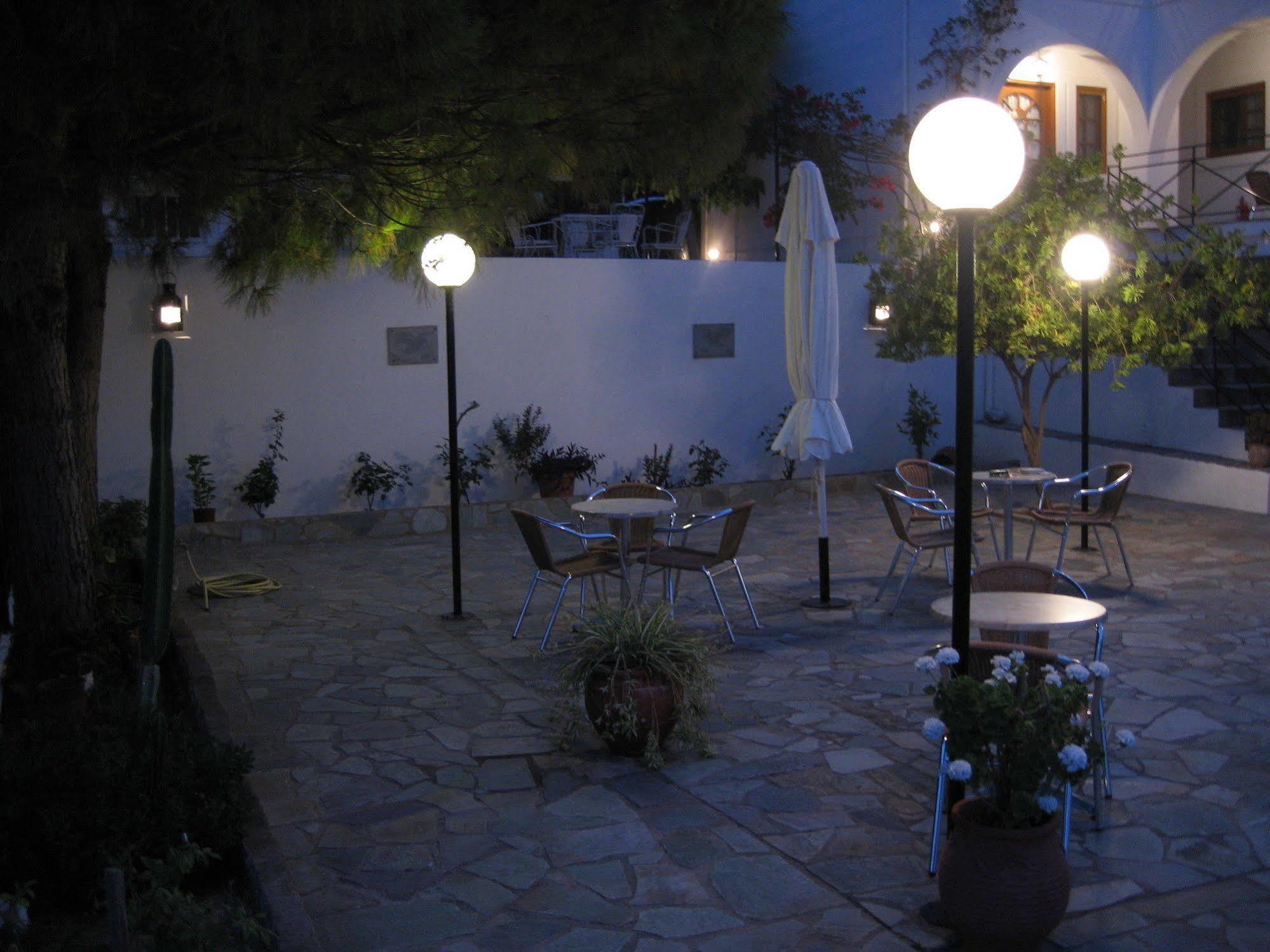 Travlos Studios Eleios-Pronnoi Extérieur photo